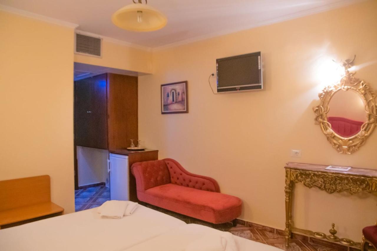 Hotel Astoria Igoumenítsa Eksteriør bilde